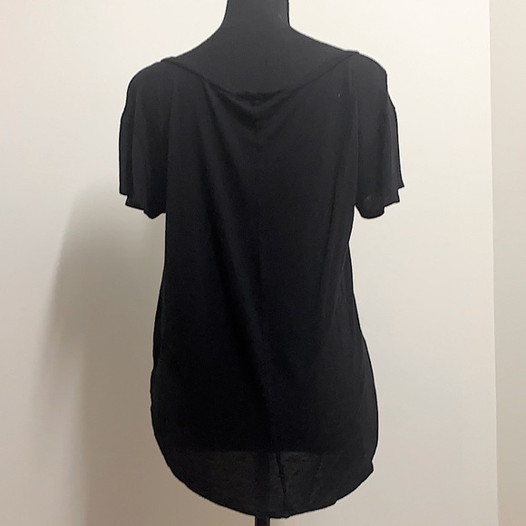 Charlotte Russe Assymetrical Off Shoulder High Low 3-D Tiger Short Sleeve Shirt - Picture 3 of 16